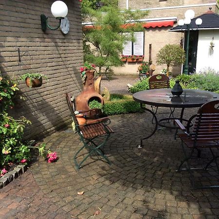 De Aremberg Bed & Breakfast Waalre Exterior photo